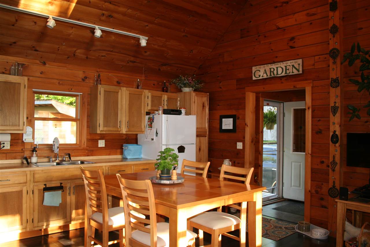 389 North Road South Royalton, VT 05068 - Photo 4 of 28 Gallery Image 4