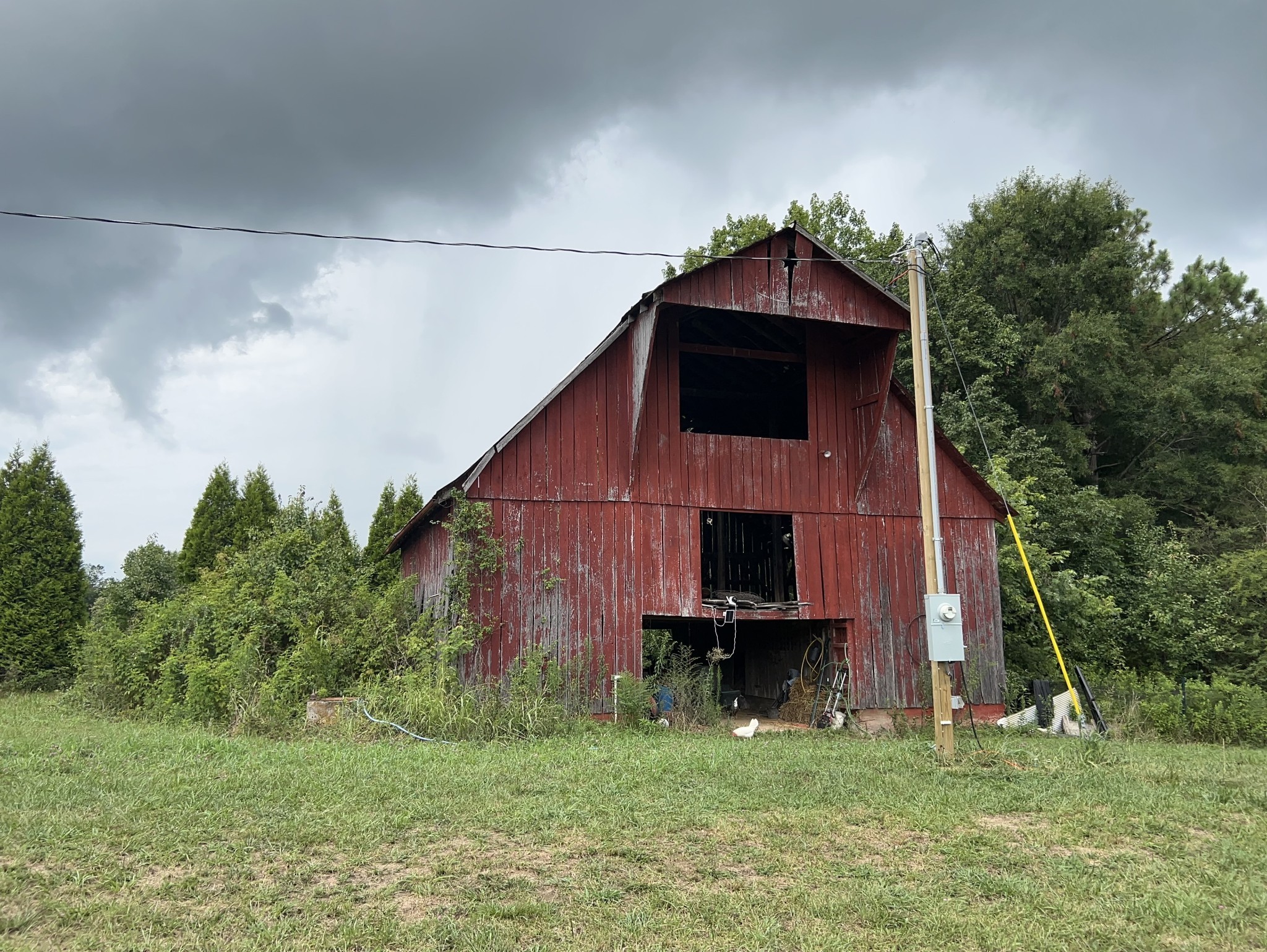 a house view with a sink in the background