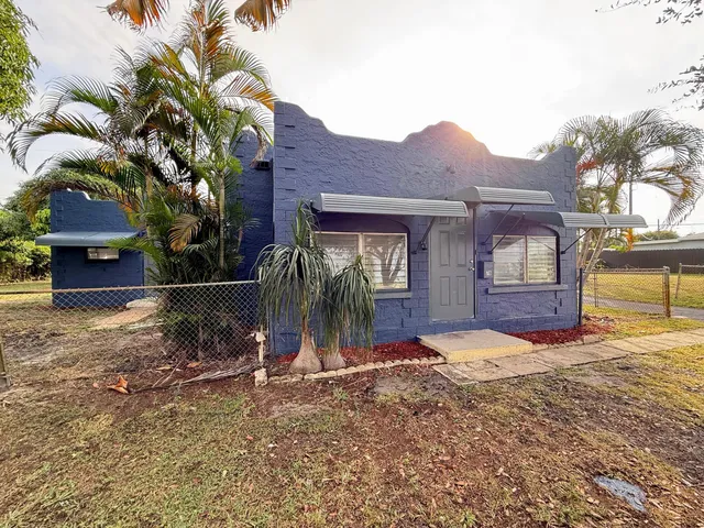 $2,750 | 718 South J Street, Unit 1, Lake Worth Beach, FL 33460