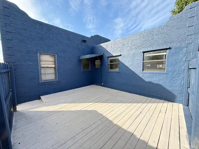 $2,750 | 718 South J Street, Unit 1, Lake Worth Beach, FL 33460