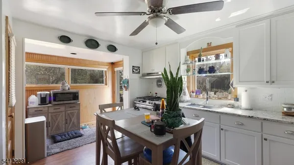 $640,000 | 67 Madison Street, Gillette, NJ 07933