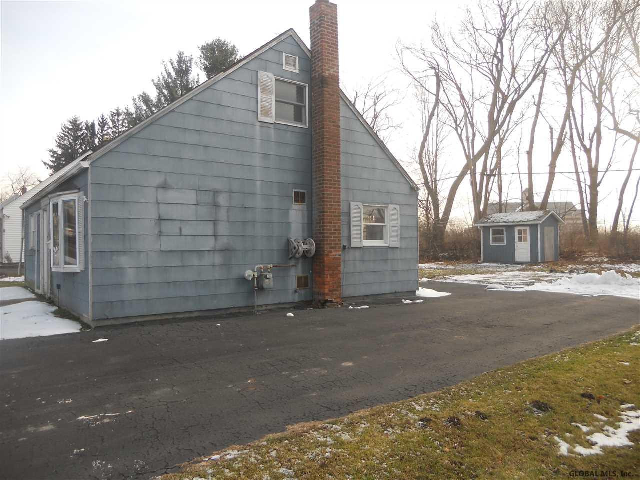 8 Audrey Road Colonie, NY 12110 - Photo 3 of 18 Photo 3