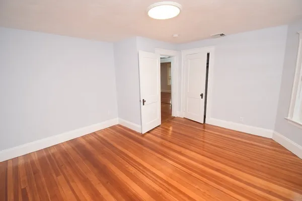 $3,150 | 1133 Beacon Street, Unit 2, Newton, MA 02461