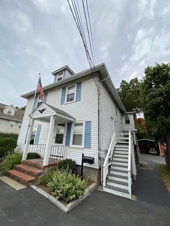 $3,150 | 1133 Beacon Street, Unit 2, Newton, MA 02461