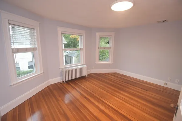$3,150 | 1133 Beacon Street, Unit 2, Newton, MA 02461