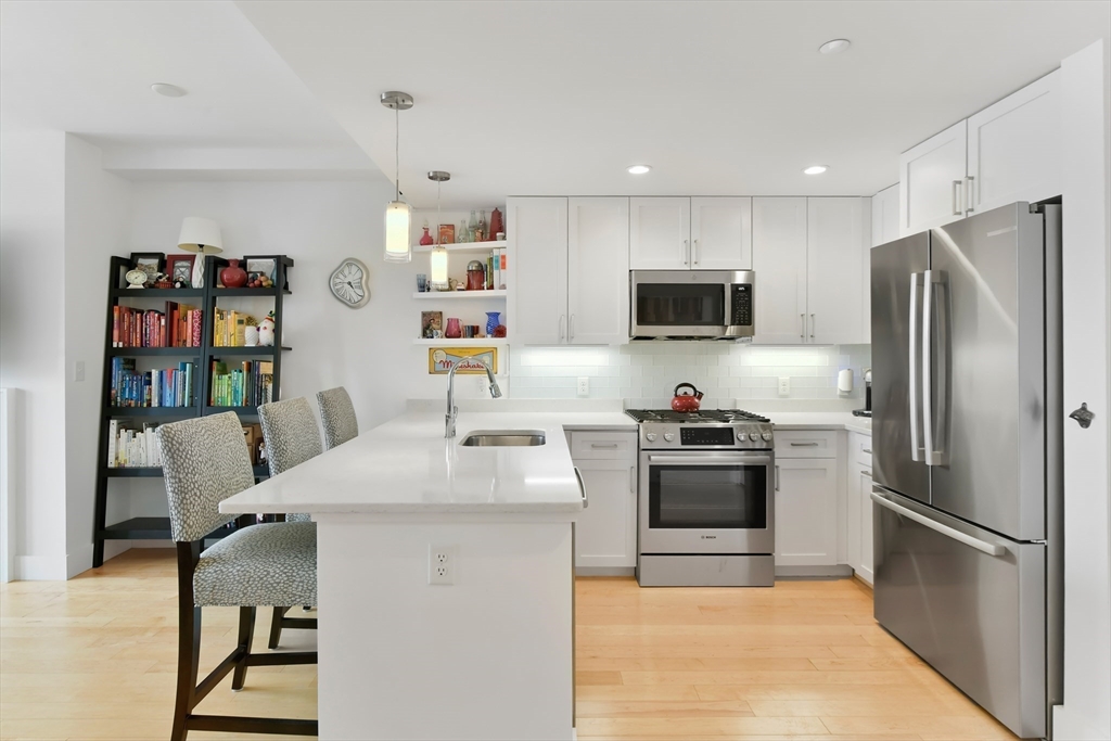 7 Beech Street, Unit 317 Cambridge, MA 02140 - Photo 5 of 16