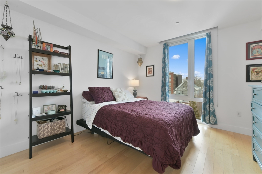 7 Beech Street, Unit 317 Cambridge, MA 02140 - Photo 9 of 16