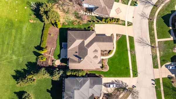 $724,900 | 24652 Coachford Court, Shorewood, IL 60404