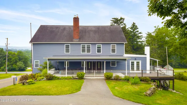 $775,000 | 521 Greenview Drive, Saylorsburg, PA 18353