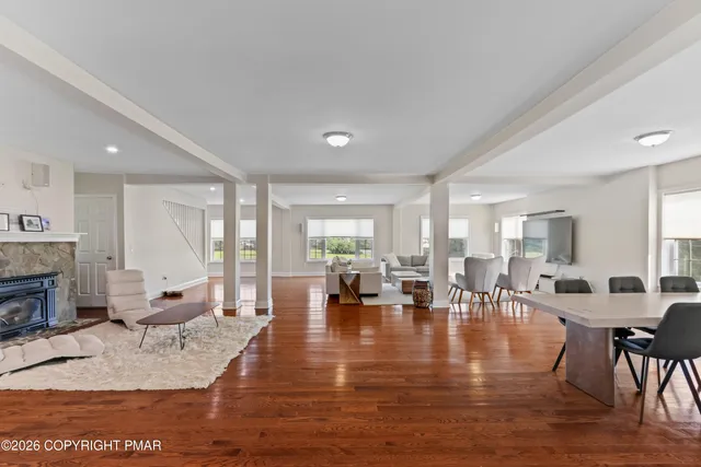 $775,000 | 521 Greenview Drive, Saylorsburg, PA 18353