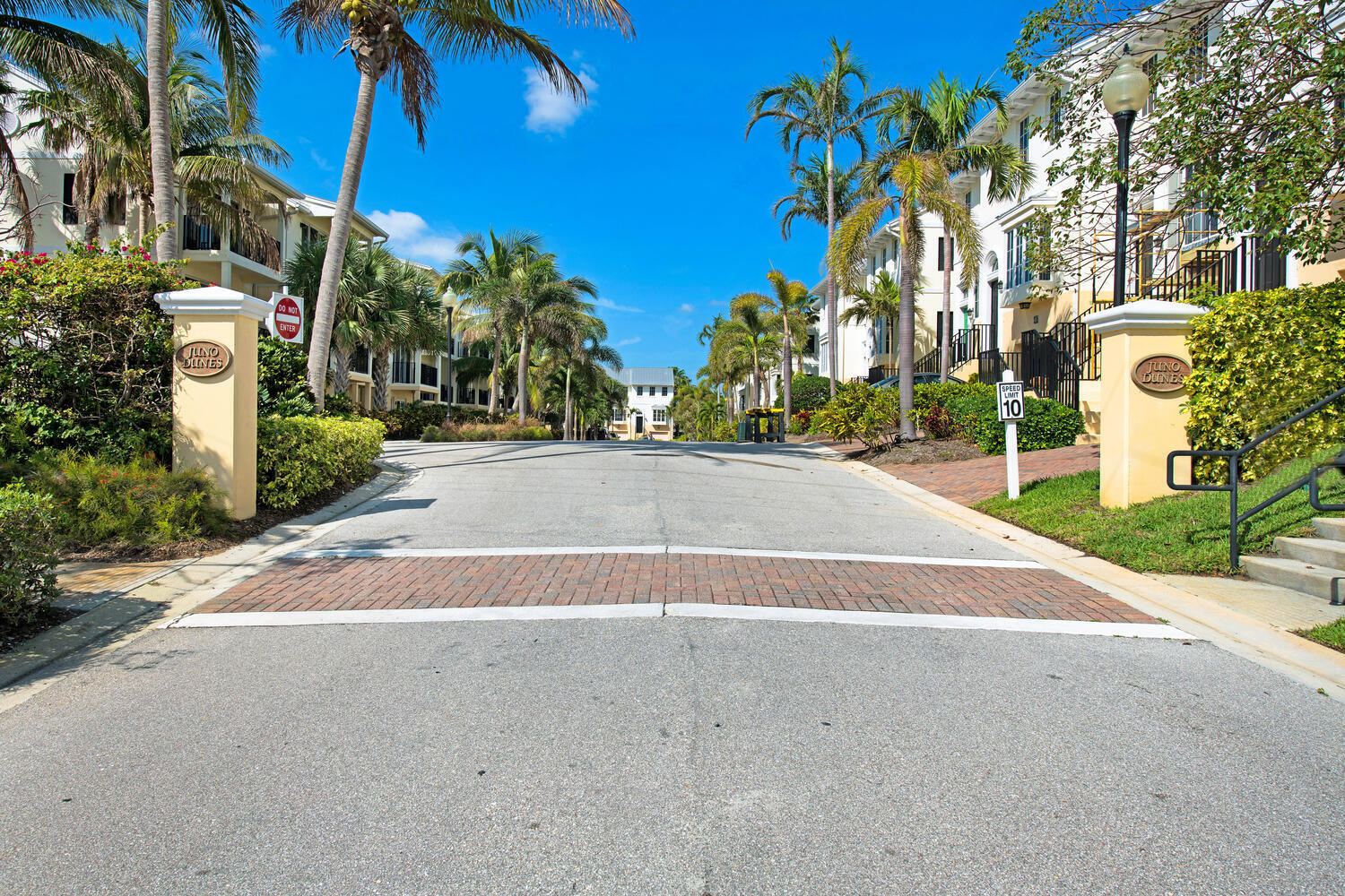 475 Juno Dunes Way Juno Beach, FL 33408 - Photo 25 of 32 475 Juno Dunes Way Juno Beach-large-003-