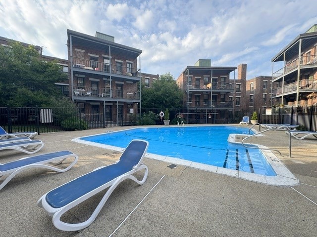 130 Sutherland Road, Unit 7 Boston, MA 02135 - Photo 10 of 10 Gallery Image 10