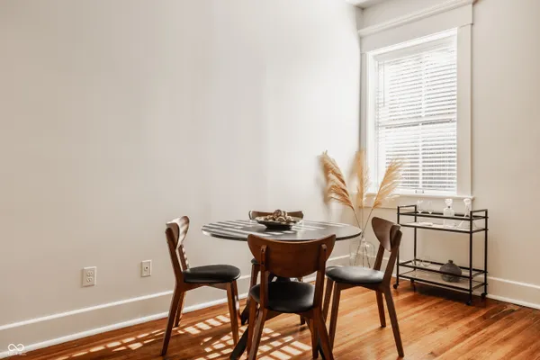 $1,900 | 425 Massachusetts Avenue, Unit A, Indianapolis, IN 46204