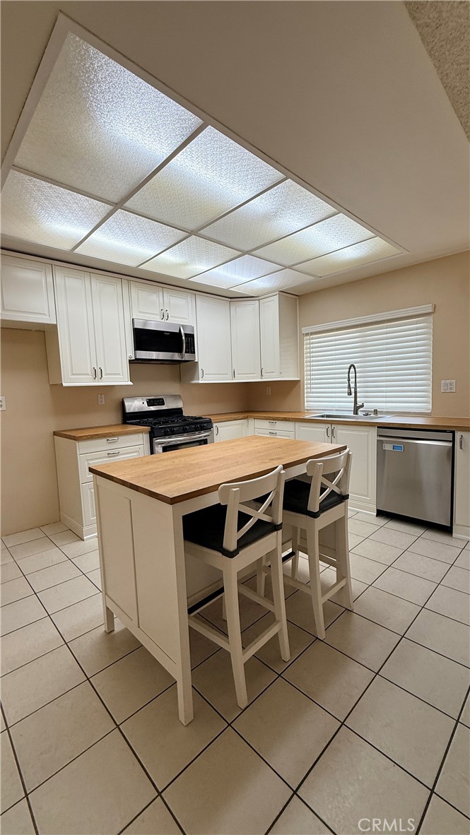 10275 Banyan Street Rancho Cucamonga, CA 91737 - Photo 6 of 15