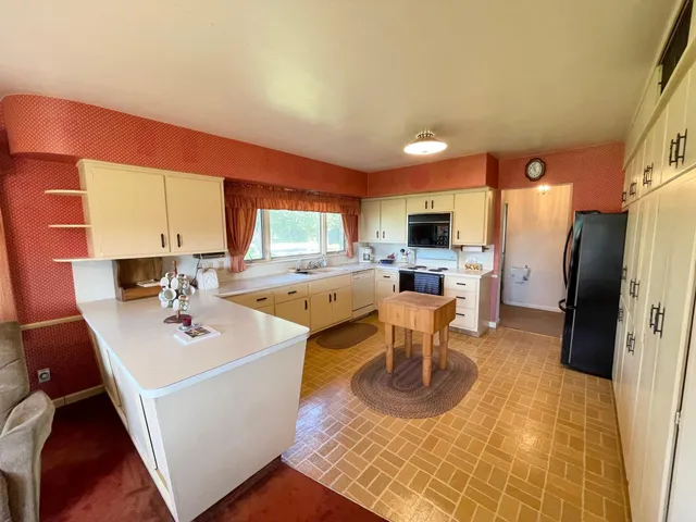 $350,000 | 18375 County Road 4, Springfield, MN 56087