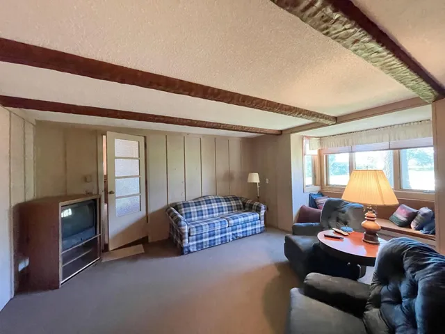 $350,000 | 18375 County Road 4, Springfield, MN 56087
