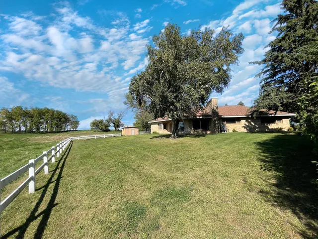 $350,000 | 18375 County Road 4, Springfield, MN 56087