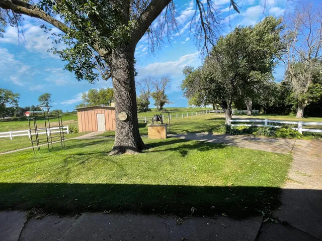 $350,000 | 18375 County Road 4, Springfield, MN 56087