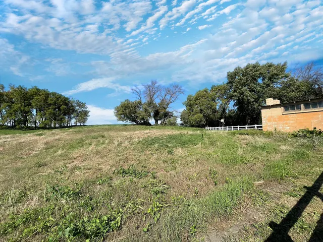 $350,000 | 18375 County Road 4, Springfield, MN 56087