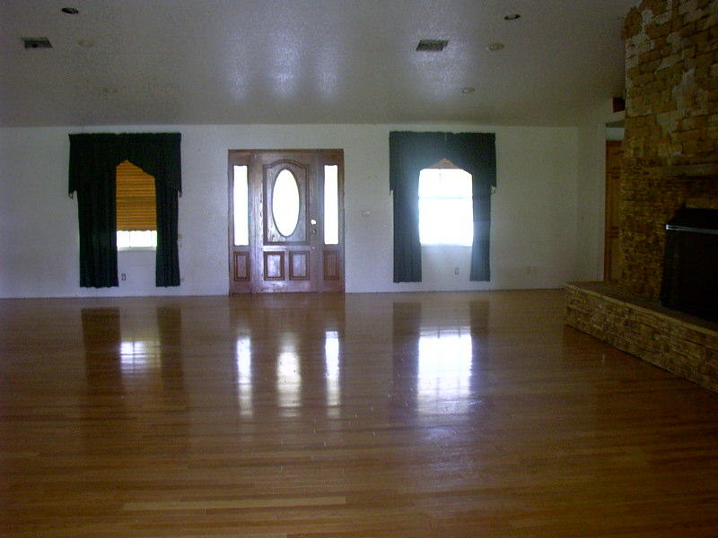 3056 B Road Loxahatchee, FL 33470 - Photo 2 of 22 Living area