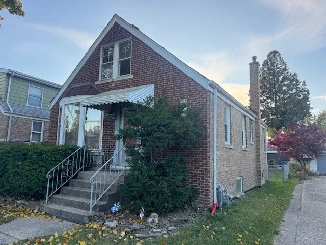 $199,900 | 3622 Cuyler Avenue, Berwyn, IL 60402