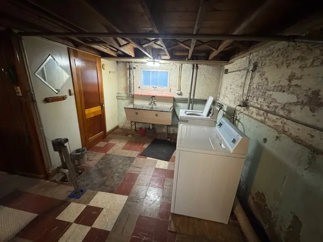 $199,900 | 3622 Cuyler Avenue, Berwyn, IL 60402