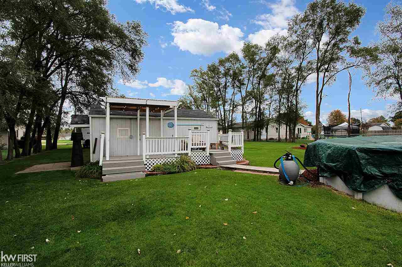 10041 North Jennings Road Clio, MI 48420 - Photo 8 of 60 50059105-7.JPG
