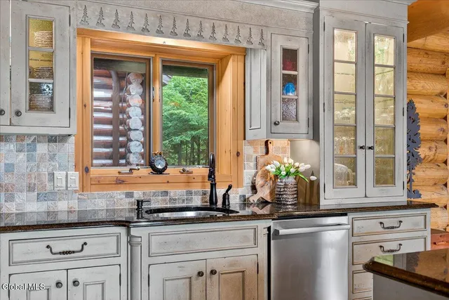 $1,275,000 | 125 Austin Pond Road, Johnsburg, NY 12853