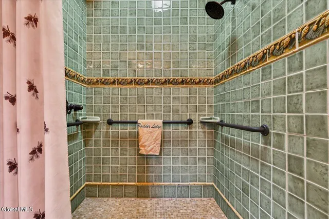 $1,275,000 | 125 Austin Pond Road, Johnsburg, NY 12853