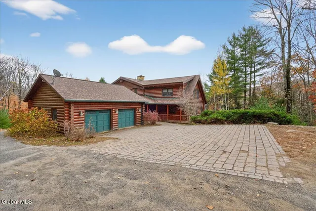 $1,275,000 | 125 Austin Pond Road, Johnsburg, NY 12853