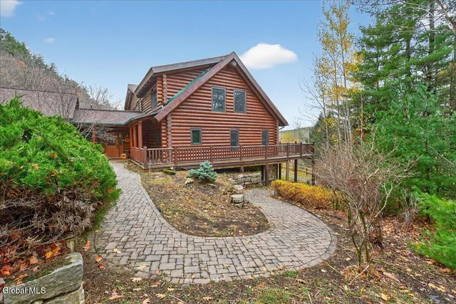 $1,275,000 | 125 Austin Pond Road, Johnsburg, NY 12853