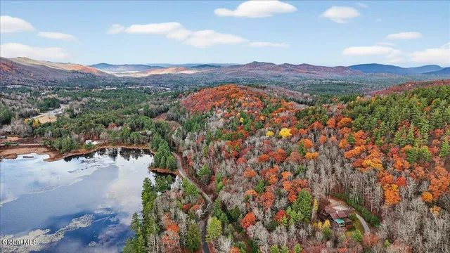 $1,275,000 | 125 Austin Pond Road, Johnsburg, NY 12853