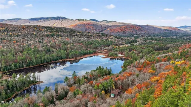 $1,275,000 | 125 Austin Pond Road, Johnsburg, NY 12853