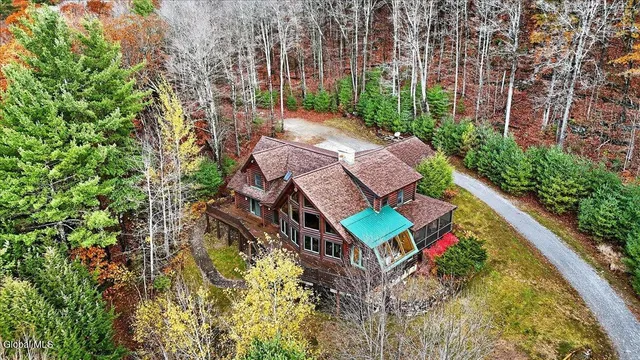 $1,275,000 | 125 Austin Pond Road, Johnsburg, NY 12853