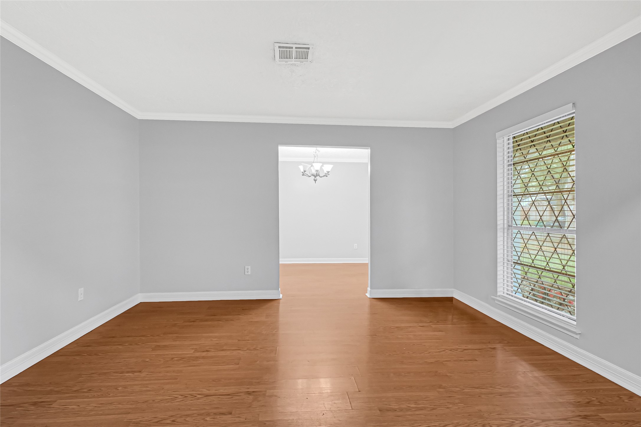 2107 North Rayburn Court Pasadena, TX 77502 - Photo 10 of 20
