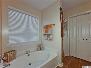 8601 Sam Dee Road Charlotte, NC 28215 - Photo 9 of 16 Gallery Image 9