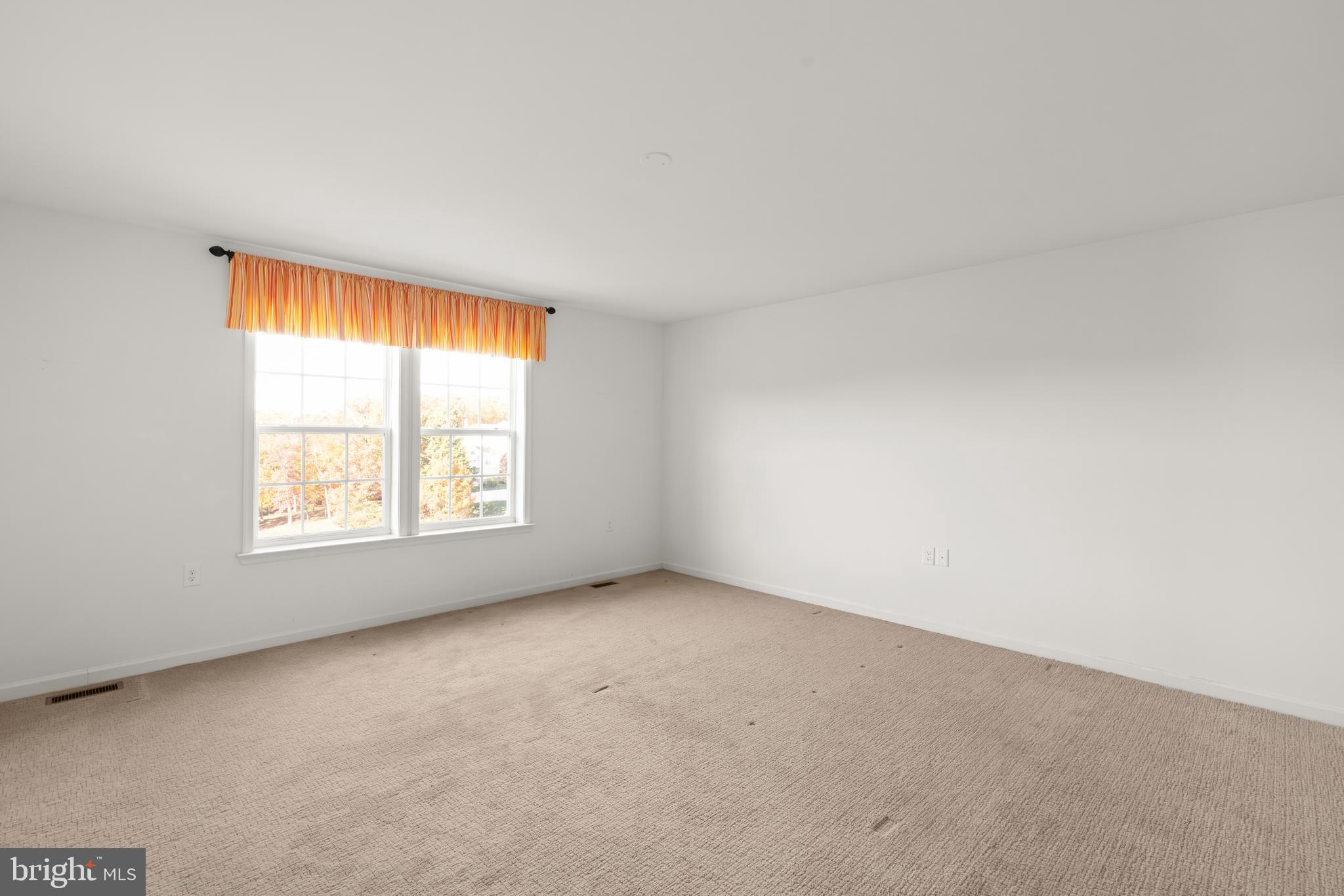 100 Taylor Court Stephenson, VA 22656 - Photo 12 of 36 an empty room with a window