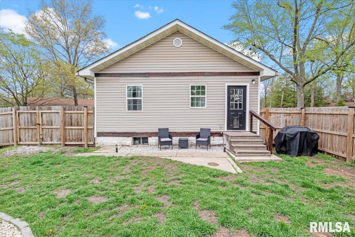 506 West Walnut Street Gillespie, IL 62033 - Photo 24 of 25