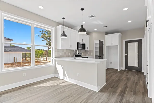 $1,100,000 | 11001-11005 Breedlove Road, College Station, TX 77845