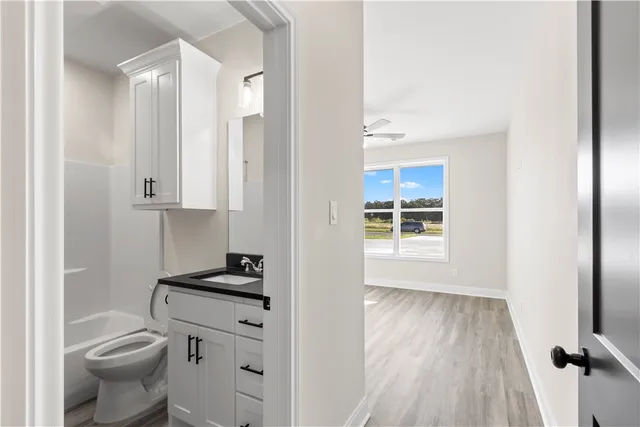 $1,100,000 | 11001-11005 Breedlove Road, College Station, TX 77845