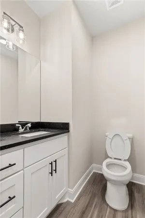 $1,100,000 | 11001-11005 Breedlove Road, College Station, TX 77845