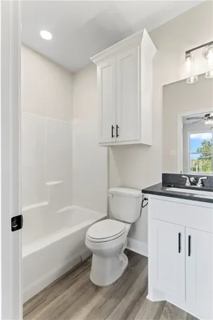 $1,100,000 | 11001-11005 Breedlove Road, College Station, TX 77845