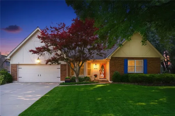 $469,950 | 11705 West 109th Circle, Overland Park, KS 66210