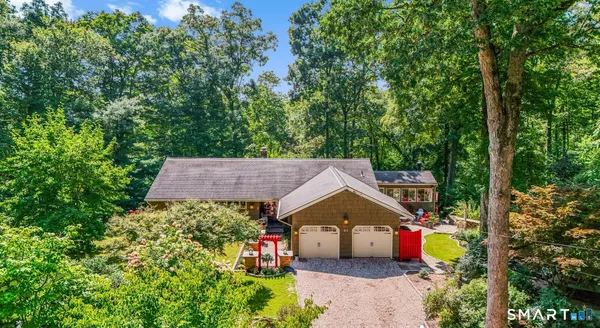 $5,500 | 92 Kenmore Road, Bloomfield, CT 06002