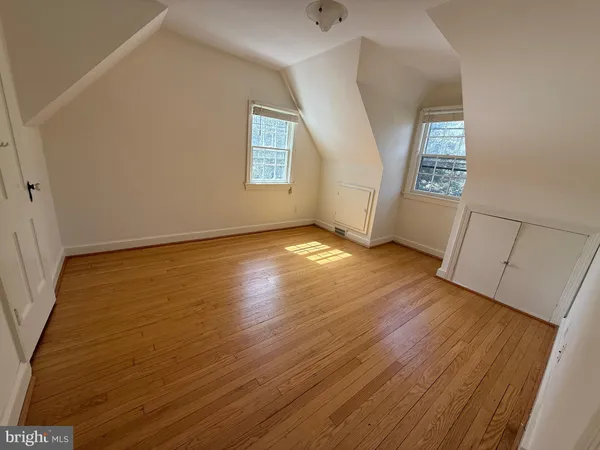 $3,290 | 2115 North Potomac Street, Arlington, VA 22205