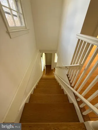 $3,290 | 2115 North Potomac Street, Arlington, VA 22205