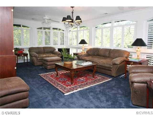 201 Nottingham Road Richmond, VA 23221 - Photo 5 of 12 Den/Family/Great Room - Oversized family room with