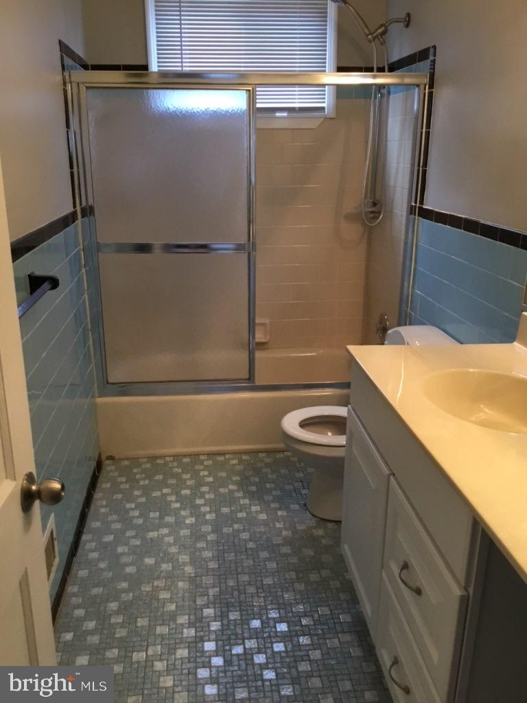 2912 Fendall Road Baltimore, MD 21207 - Photo 14 of 17 Gallery Image 14