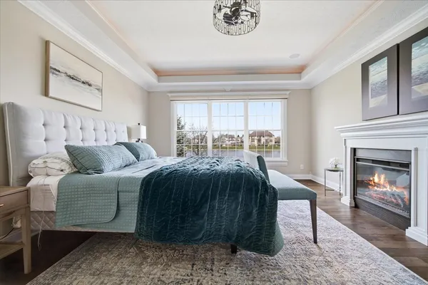 $950,000 | 5 Mackenzie Court, Bloomington, IL 61704