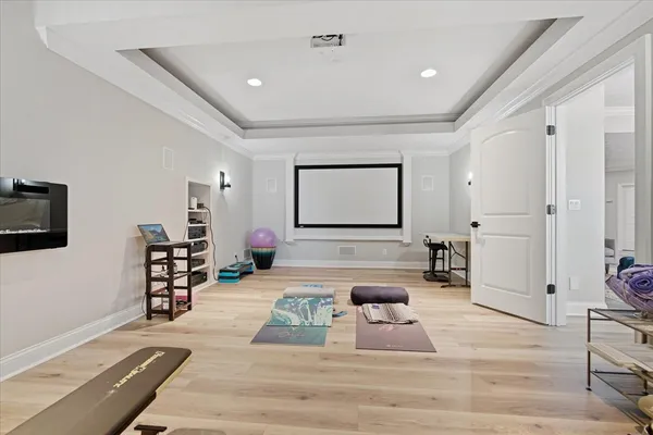 $950,000 | 5 Mackenzie Court, Bloomington, IL 61704